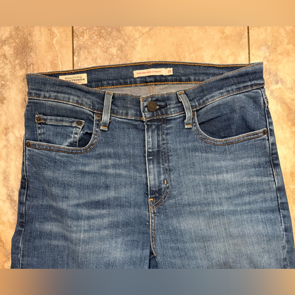 LEVI’S 724 HIGH RISE STRAIGHT WOMEN'S JEANS SIZE 29 - Picture 6 of 15
